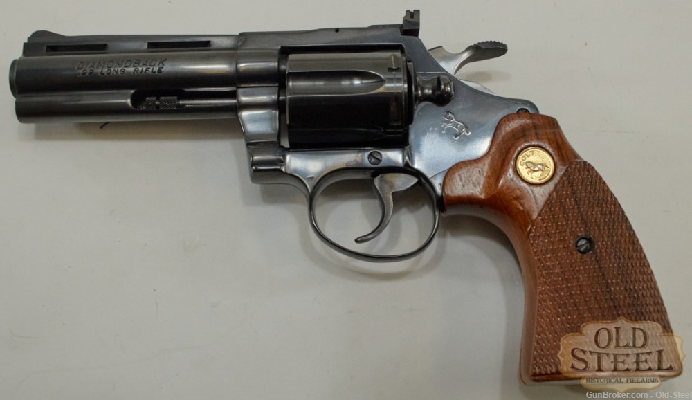 Colt Diamondback. .22 Cal  4 inch revolver-img-2