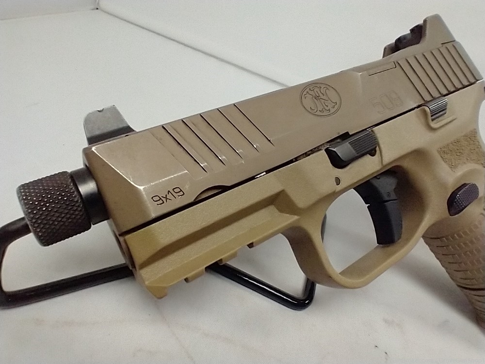 FN 509C Tactical 9mm Pistol FDE 4" Threaded/MOS w/Case & Paperwork USED-img-3