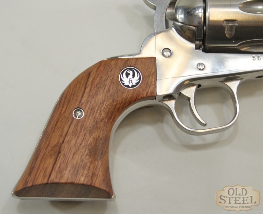 Ruger Vaquero. 357 Magnum. W/ Holster-img-8
