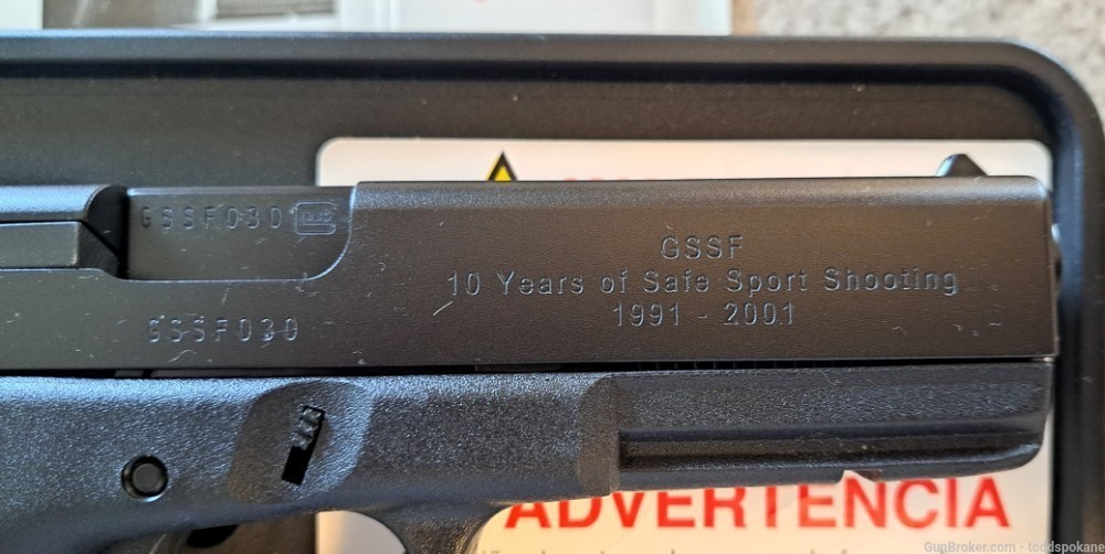 Glock 17 pistol commemorative 10 year GSSF NIB (030 of 500 made) RARE   -img-1