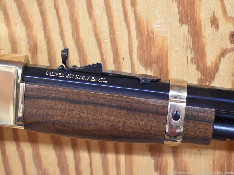 HENRY MARE'S LEG .357 MAG/.38 SPL 12.90" OCTAGON 5+1 BRASS/WALNUT/ADJ SIGHT-img-2