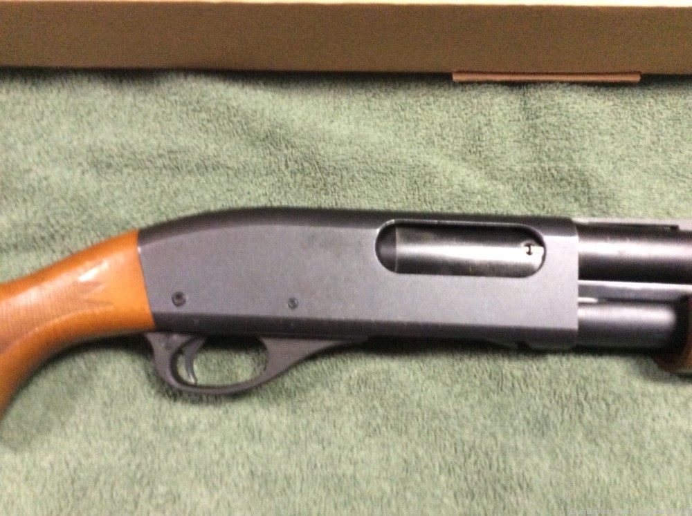 Remington model 870 Express Magnum 12ga, pump shotgun -img-2