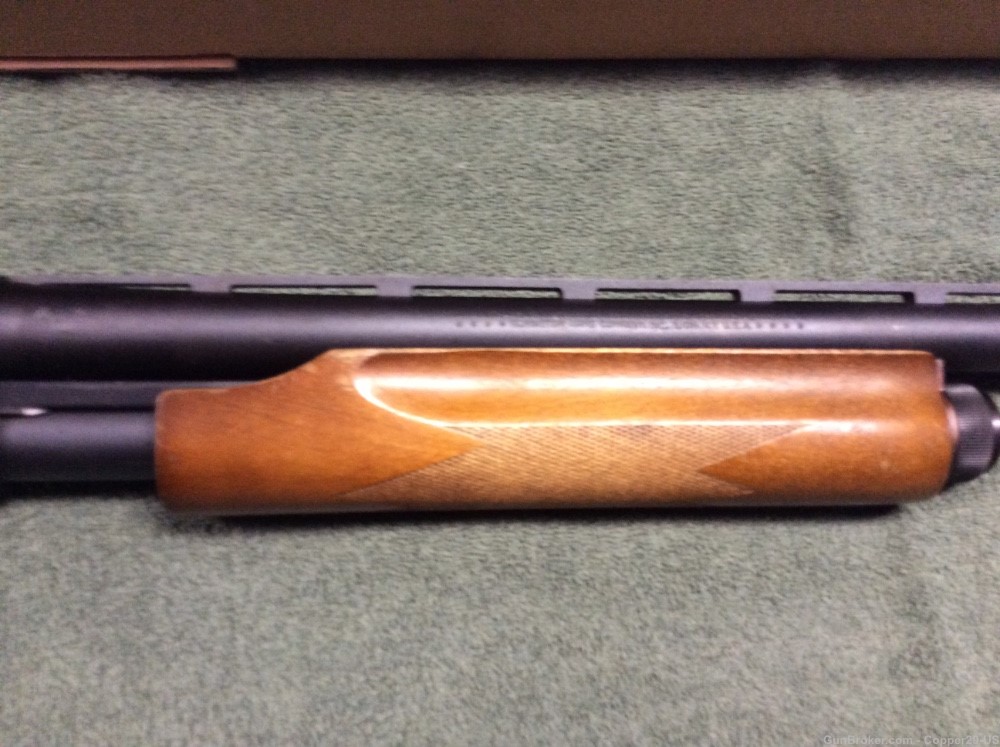 Remington model 870 Express Magnum 12ga, pump shotgun -img-3