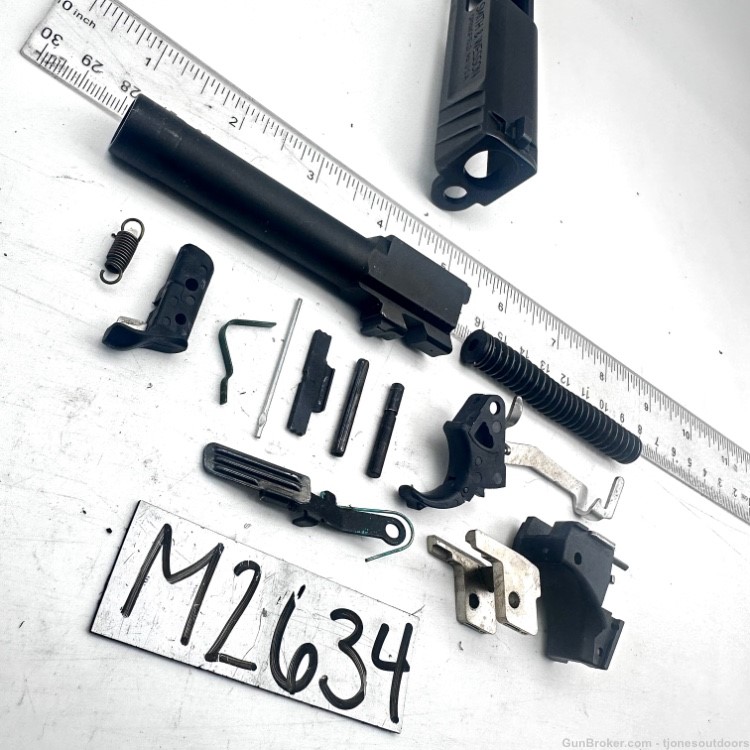 Smith & Wesson SD40 Slide Barrel & Repair Parts -img-4
