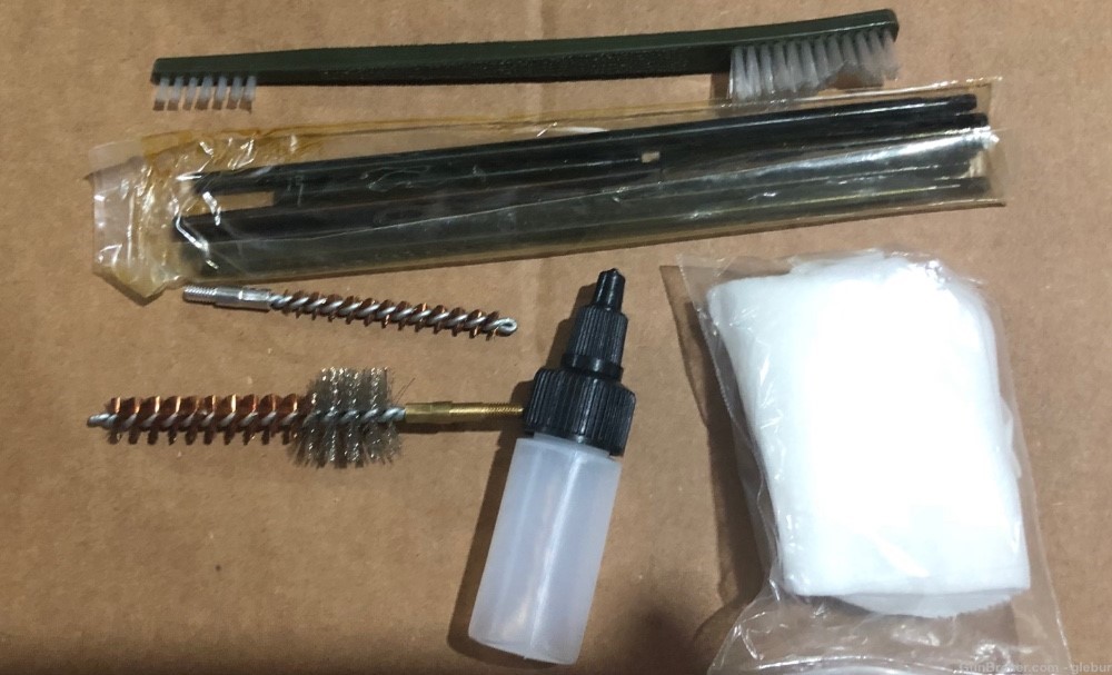 Gun Cleaning kit in Carrying Case-img-3
