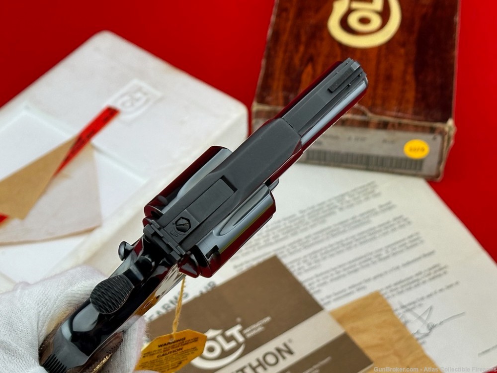PRISTINE 1981 Colt Python 2 1/2" 357 Magnum *FACTORY ROYAL BLUE FINISH* NIB-img-9