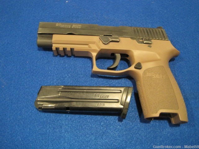 Sig  Sauer P250 in 9X19-img-4