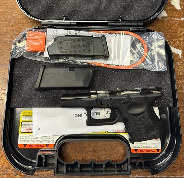 Glock 27 Complete Frame with Box & Mags Gen3-img-0