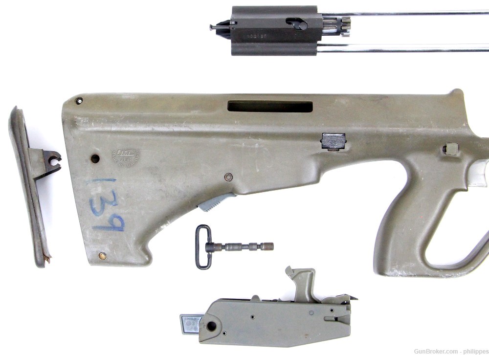 Steyr AUG Parts Kit - Rifle of the Malaysian Military by SME - Very Good-img-2