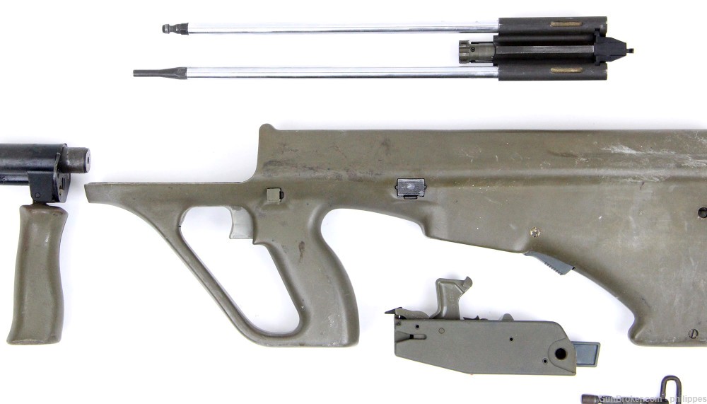 Steyr AUG Parts Kit - Rifle of the Malaysian Military by SME - Very Good-img-5