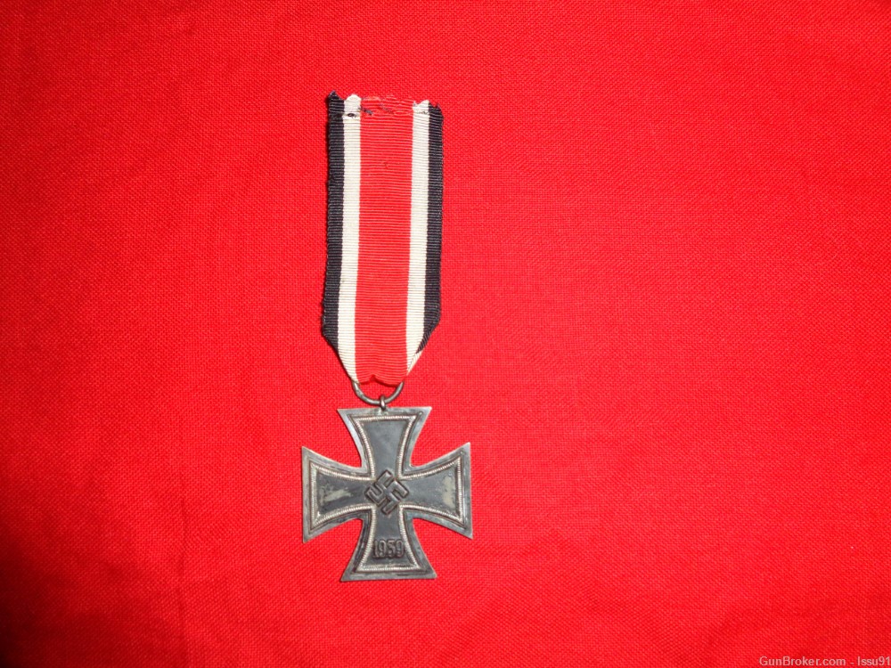 WWII German Iron Cross 2nd Class Original No. 2-img-0