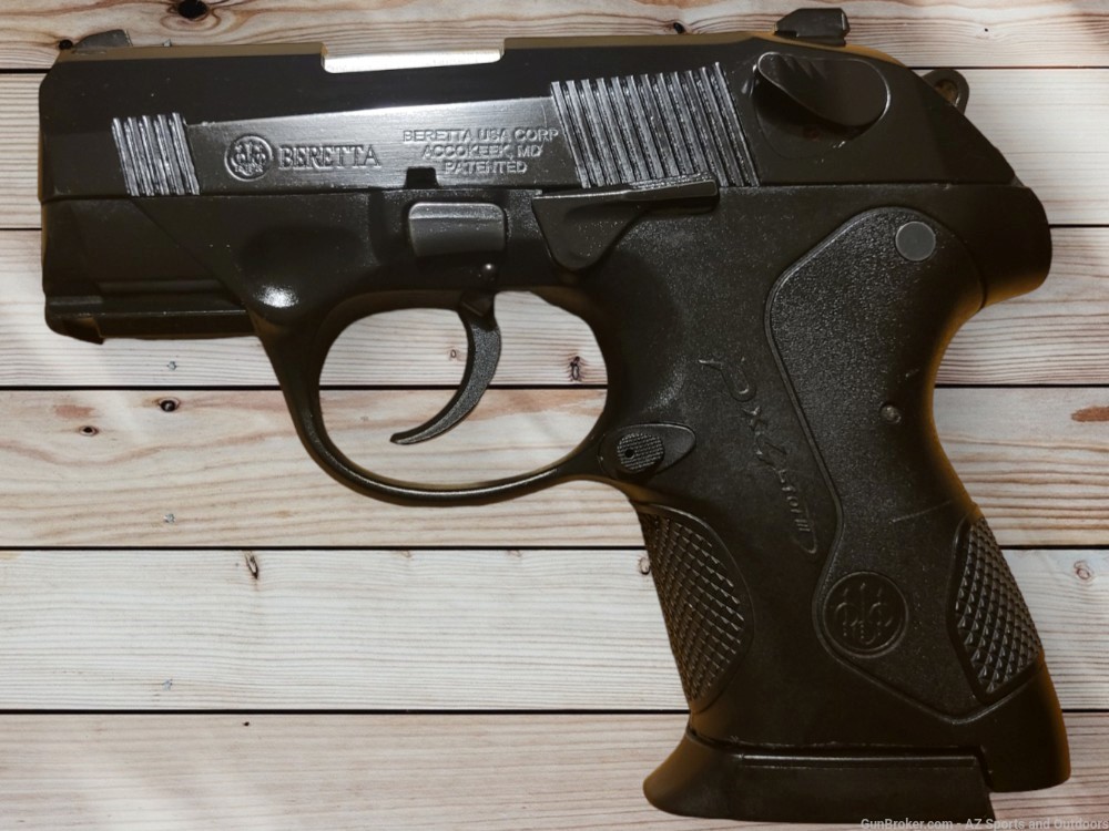 Discontinued Beretta PX4 Storm Sub-Compact Chambered in 40 S&W 3" Barrel -img-1