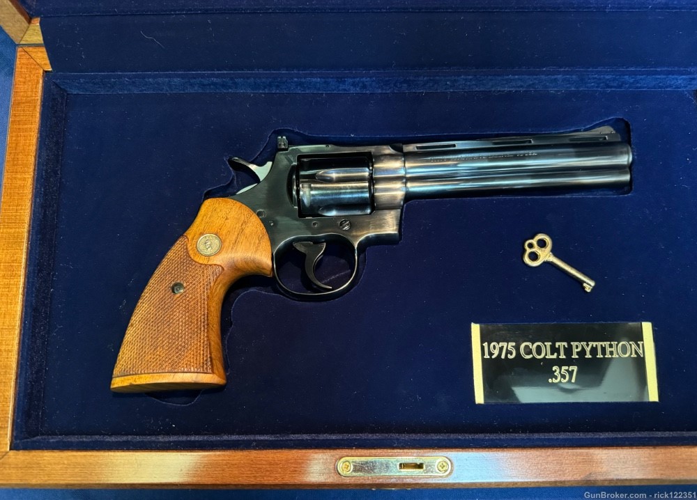 Colt Python, Rare 1975 vintage-img-2