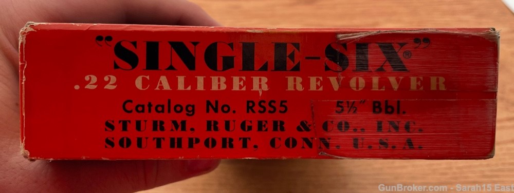 Ruger SINGLE SIX CONVERTIBLE .22 LR / .22 MAGNUM 5.5" 3 SCREW ORIGINAL BOX-img-3