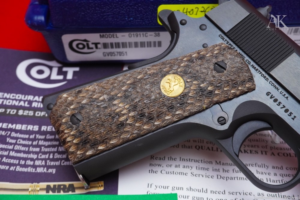 AWESOME Colt 1911 Government Blued .38 Super Snake Grips In Box!-img-7