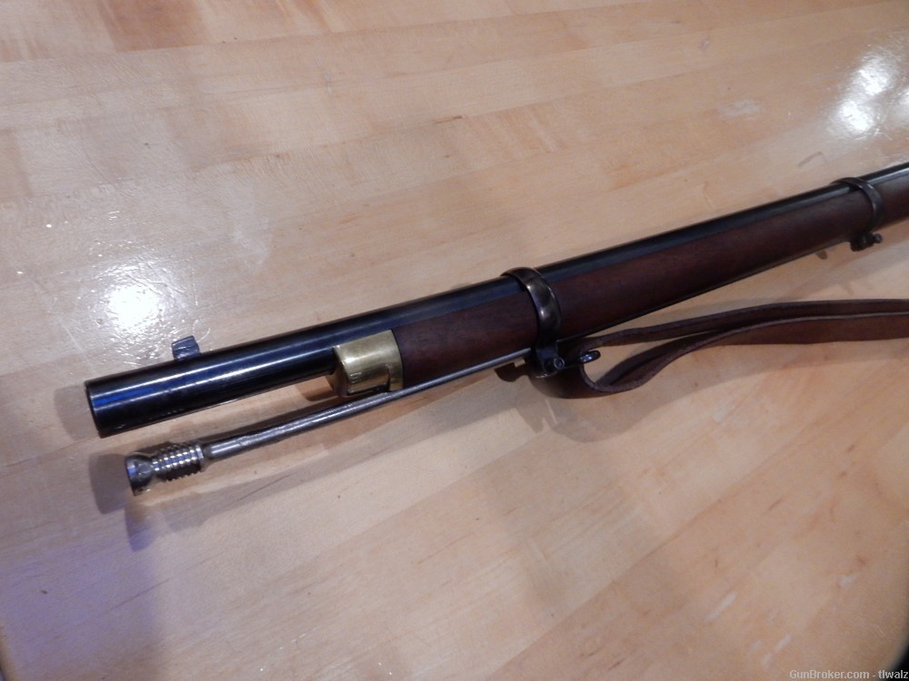 Italian copy of Enfield 1853  .58 Cal musket  39" barrel near mint-img-5