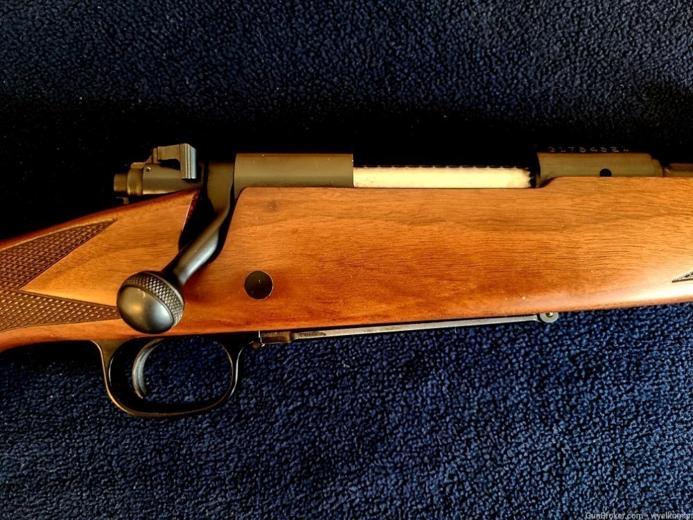Winchester Model 70 Carbine Short Action 243 Win-img-2