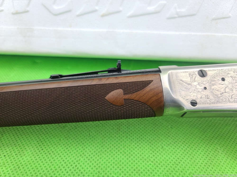 Winchester 94 * LEGENDARY FRONTIERSMEN * 38-55 * BORN 1979 IN ORIGINAL BOX -img-44