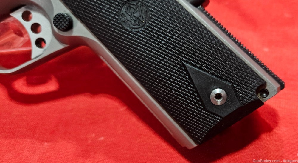 SMITH & WESSON 1911 .45 ACP 5” BBL SS EXCELLENT COND. DON'T MISS OUT-img-8