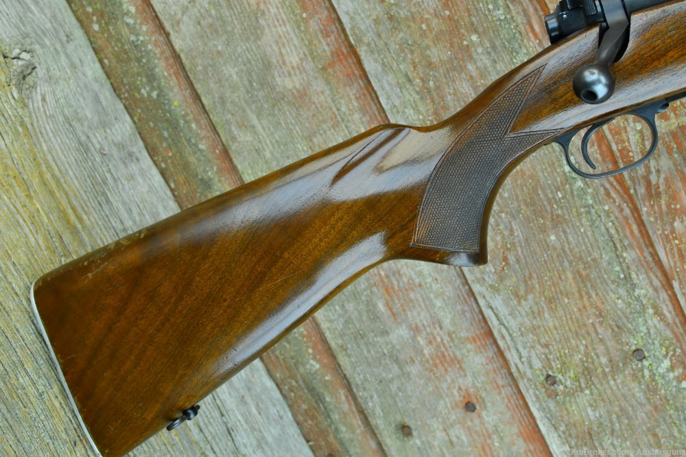 EXC. Pre-64 Winchester Model 70 - .270 - *FEATHERWEIGHT*-img-5