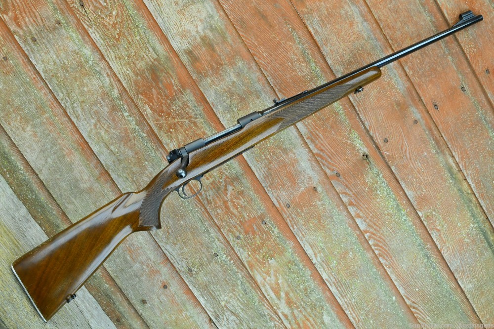 EXC. Pre-64 Winchester Model 70 - .270 - *FEATHERWEIGHT*-img-4