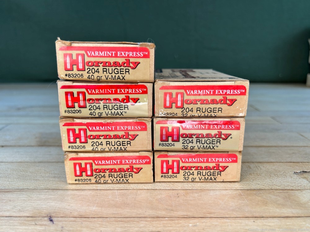 Hornady .204 Ruger Rifle Ammo V-MAX 140 Rounds (7 Boxes) 32 GR & 40 GR NOS -img-0
