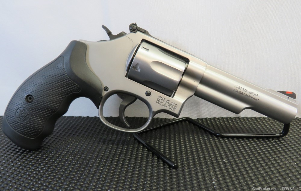 PENNY! SMITH & WESSON MODEL 66-8 COMBAT .357 MAGNUM W/ 4.25" BRL - NIB!-img-1