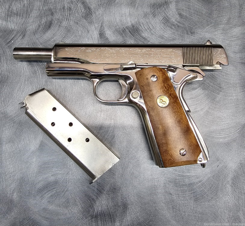 Colt 1911 .45acp Pistol 25th Anniv  WWII Commemorative W/Wood Display Box-img-23