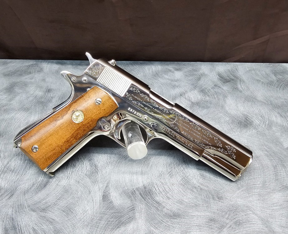 Colt 1911 .45acp Pistol 25th Anniv  WWII Commemorative W/Wood Display Box-img-6