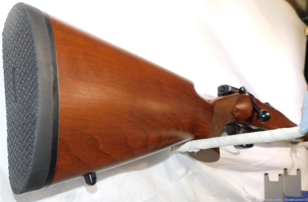 CZ 550 American 243 Winchester Rifle Like New in Box-img-8