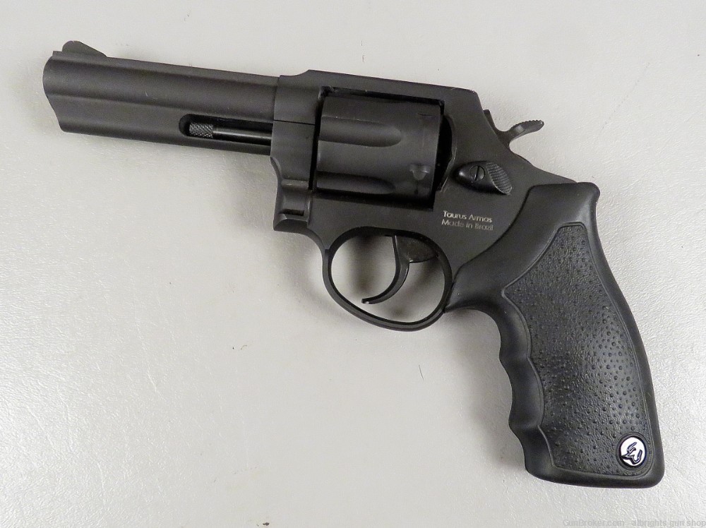 TAURUS M82 38 SPECIAL REVOLVER IN THE BOX M 82 Pistol VERY NICE-img-4