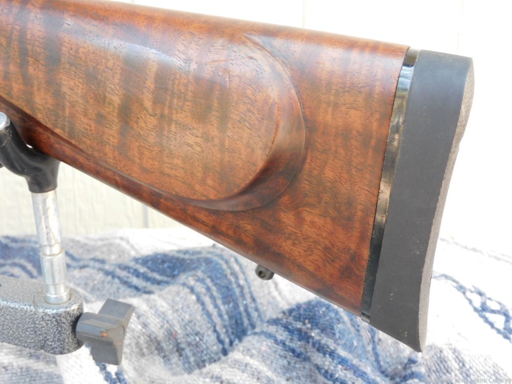Remington Model 7 7mm SAUM w\Leupold VX-3 3.5-10x40 *Pre-Owned*-img-3