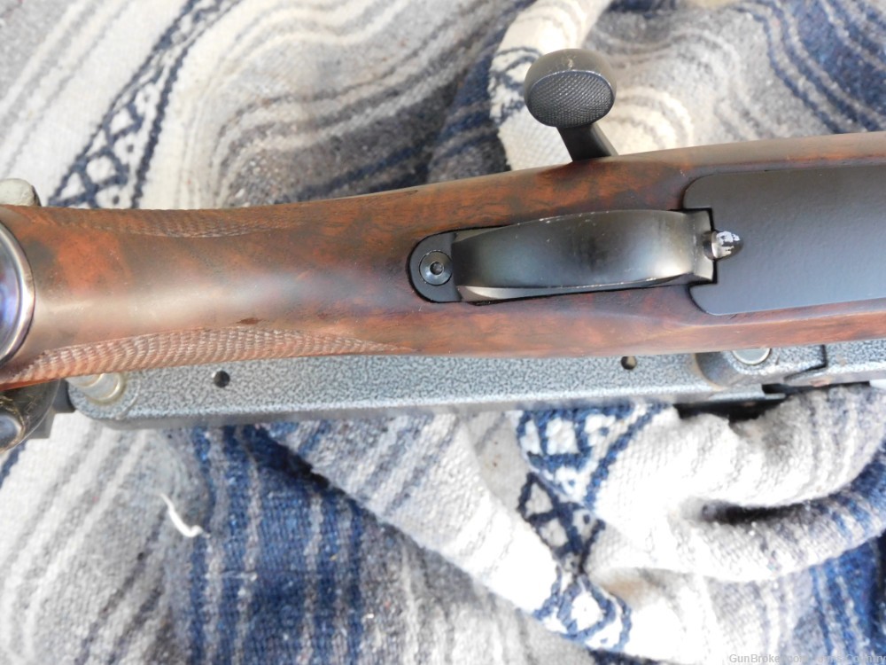Remington Model 7 7mm SAUM w\Leupold VX-3 3.5-10x40 *Pre-Owned*-img-23