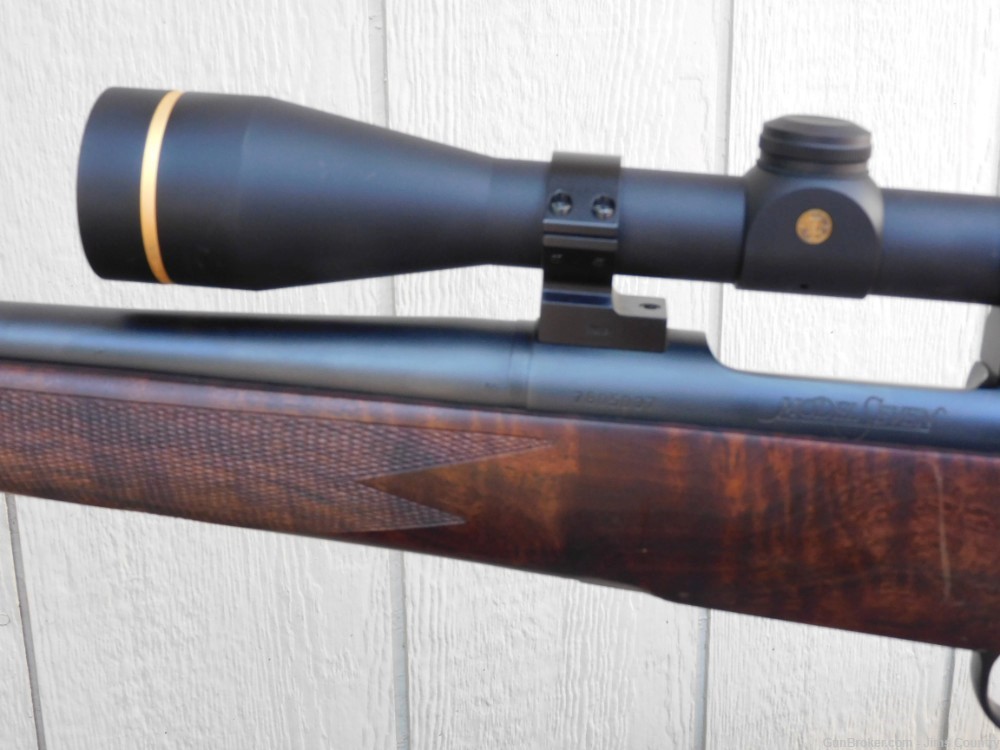 Remington Model 7 7mm SAUM w\Leupold VX-3 3.5-10x40 *Pre-Owned*-img-7