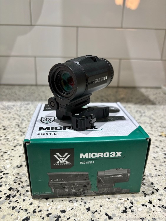  Vortex 3X Micro Magnifier -img-2