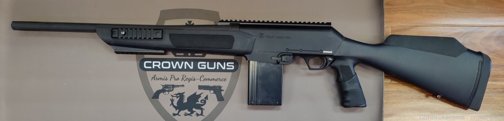 FN FNAR in 7.62x51mm (308 win.) with Papers, 2 mags, & Extra Pads-img-1