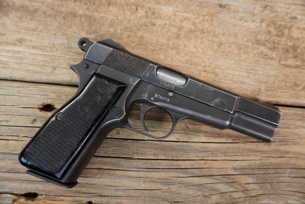 NEW ZEALAND Inglis Browning Hi Power DOCUMENTED by serial Clive Law book -img-0