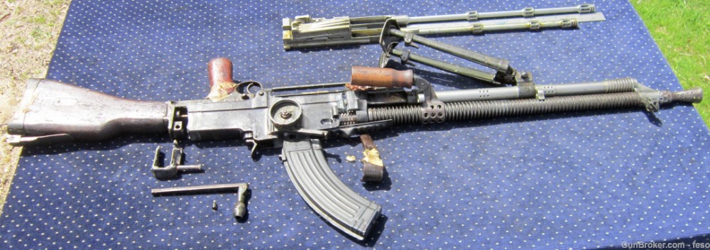 Czech VZ ZB-30 parts kit w/LIVE BARREL,7.62x39 China,Monopod w/T&E,$1k/mo -img-10