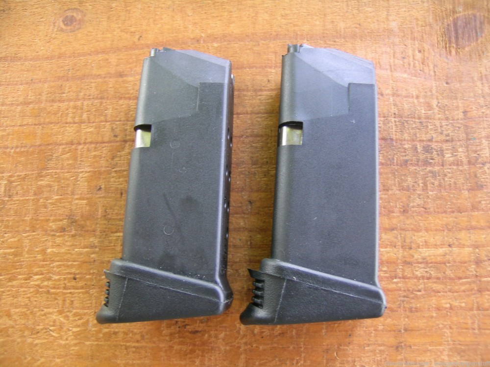 Glock 26 Gen 3 9mm factory magazine W/Pearce +1 Finger Rest Base Lot of 2 -img-1