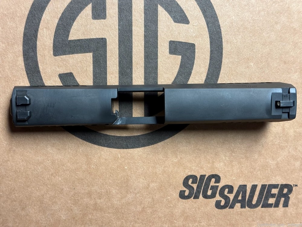 Sig Sauer P320 Slide, Full Size, 4.7" 9mm, Night sights-img-2