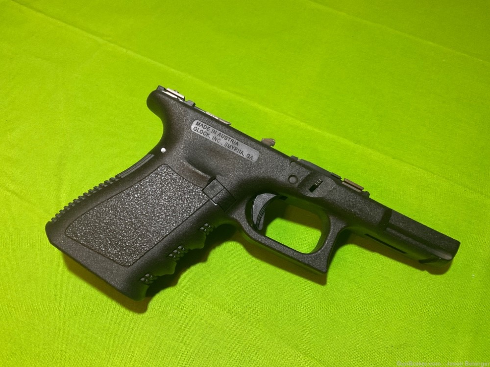 Glock 19 or 23 Gen 3 Complete Frame with holster -img-2
