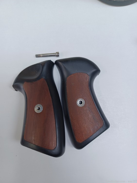 Ruger GP series revolver grip set-img-0