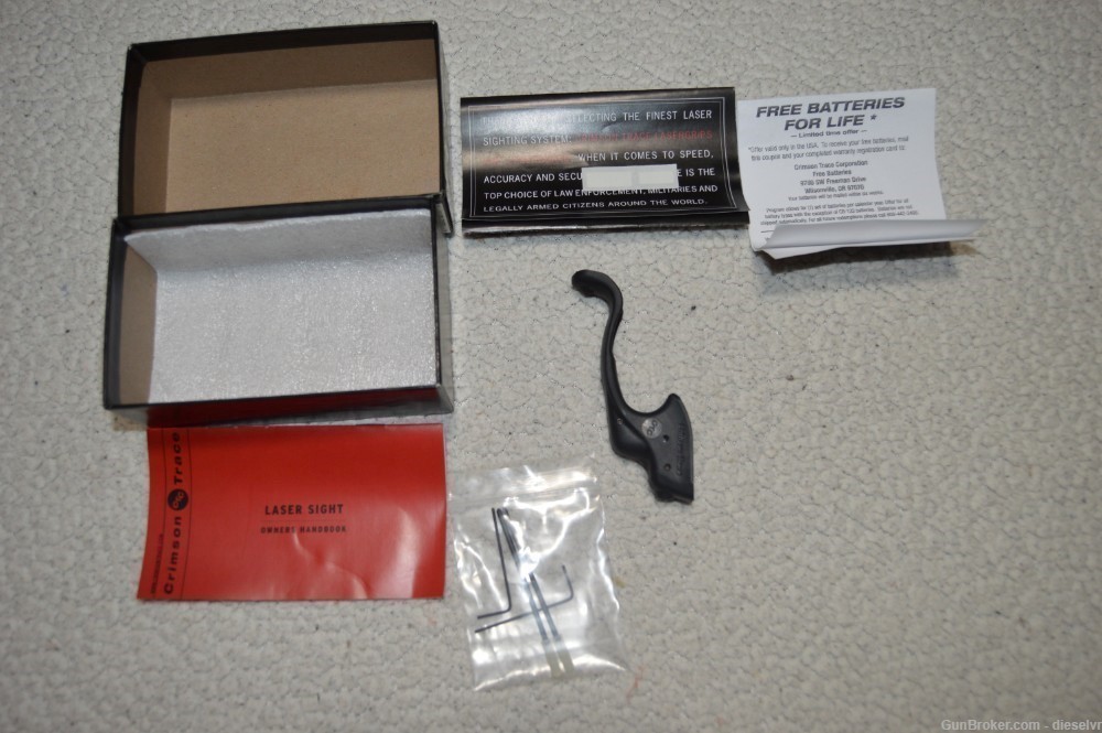 Crimson Trace Laser Guard For Ruger LC9 IN BOX -img-2