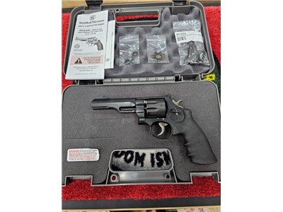Smith & Wesson Model 327 TRR8 357 Mag 5" NEW