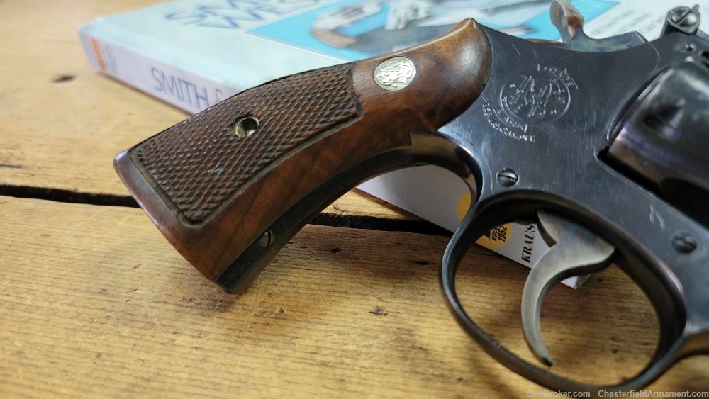 Smith and Wesson 18-2 Revolver .22 long rifle 4" barrel-img-8