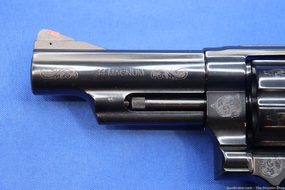 Smith & Wesson Model 29 Deluxe Revolver 44MAG ENGRAVED S&W 44 Mag 4" Blued-img-2