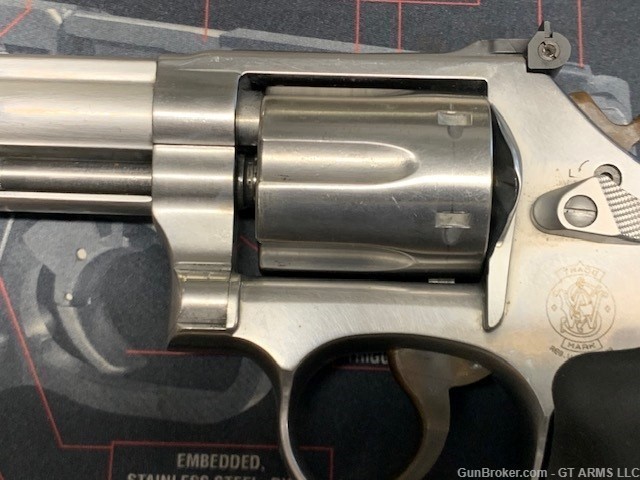 Smith And Wesson 617-5 6" Barrel .22LR-img-9