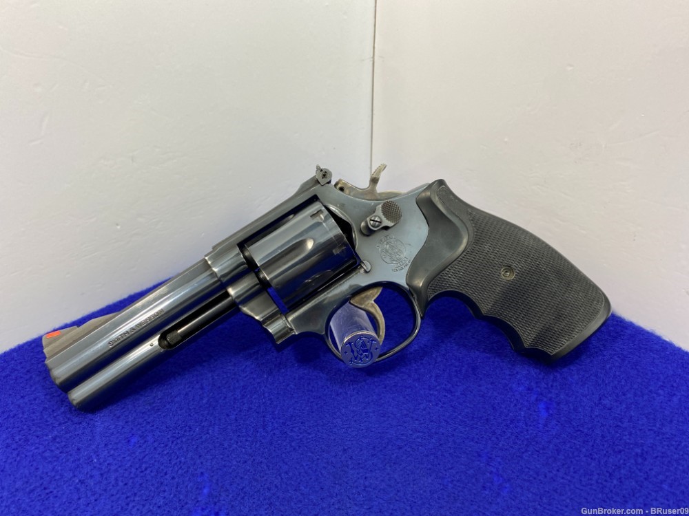 Smith Wesson 586 .357 Mag Blue 4" *HIGHLY COLLECTIBLE NO-DASH MODEL* -img-0