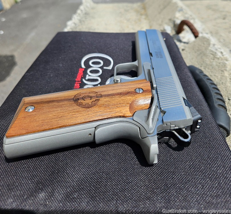RARE Coonan 357 Magnum Automatic Pistol-img-7