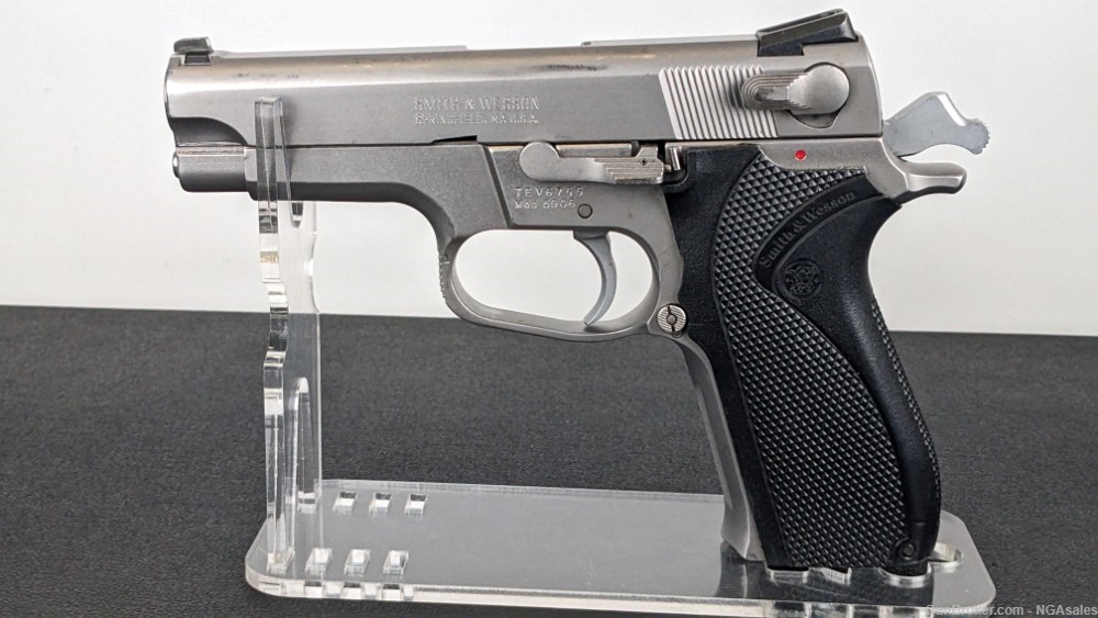 Smith & Wesson|Mod. 5906 Stainless|4" 9MM DA/SA|(5) 15-Rd. Mags.|Good-img-7
